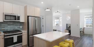 6 W End Court Gallery 6