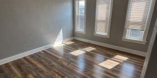 408 S Smallwood St Gallery 7