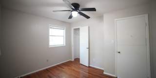 4/2 with additional office Gallery 19