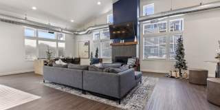 Sawyer Pointe Gallery 14