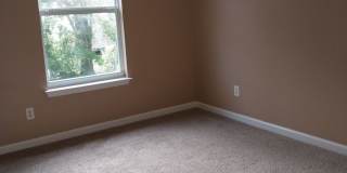 Cute townhome with 3 bd / 2.5 Bath Gallery 35