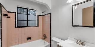 20254 Mackay Street Gallery 13