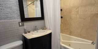 526 W CORNELIA Avenue Gallery 10