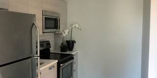 231 E North Ave Gallery 26