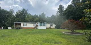 5600 Cartersville Road Gallery 1