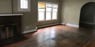 STUDENTS WELCOME! 5 Bed / 2 Bath Home - Walking Distance to CSU Gallery 13