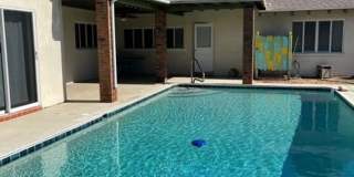 Pool home in Melbourne Beach Gallery 11