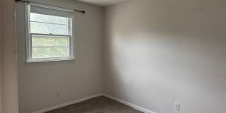 124 Parkdale Drive Gallery 8