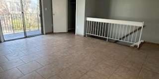 212 N Oaks Boulevard N Gallery 7