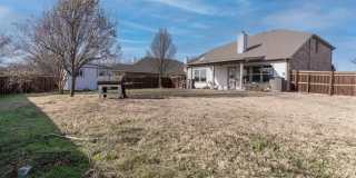 1733 Elm Street Gallery 19