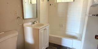 4926 Alma Gallery 7