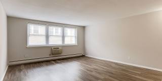 Eat Street Apartments Gallery 4