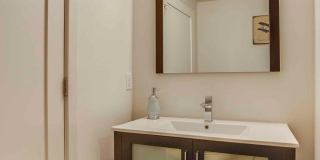 2028-34 RITTENHOUSE Square Gallery 6
