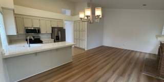 3br/2ba Home on corner lot Gallery 12