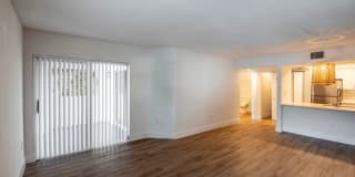 Sheridan Ocean Club Apartments Gallery 39