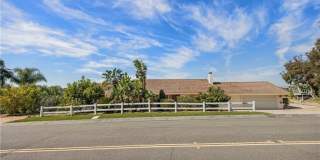 2605 Indian Creek Gallery 1