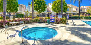Beautiful 3 Bedroom 3 Bath Townhome with Loft in Orange! Beautiful 3 Bedroom 3 Bath Townhome with Loft in Orange! Gallery 9