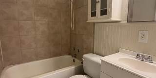 Charming 3 Bedroom 1 Bathroom close to TTU and Medical District! Gallery 11