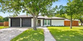 500 Hilldale Drive Gallery 1