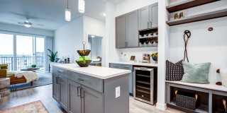 Lakeshore Pearl Gallery 7