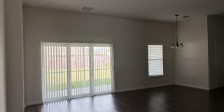 Gorgeous 3-4 bedroom Home off Becker Gallery 24
