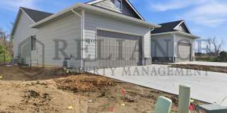 5240 North Pinecrest Court Gallery 3