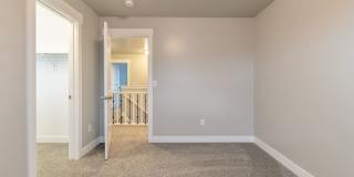 LEASE SPECIAL - 3BD, 2.5 BA, 2GA Draper townhome with super fast fiber internet Gallery 20