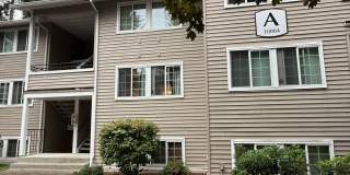 1Bd/1Ba Kirkland Condo 1Bd/1Ba Kirkland Condo Gallery 1
