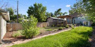 2 Bedroom 1 Bath Duplex Gallery 24