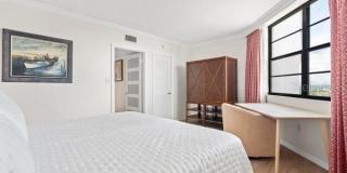 1000 LONGBOAT CLUB ROAD Gallery 21