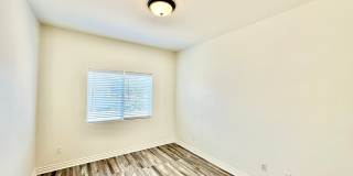 Great Single Story Home Minutes from Everything in Quiet cul-de-sac Street & Neighborhood Location of Vista! Gallery 19