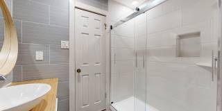REMODELED 3 BEDROOM 2 BATH ALL TILE HOUSE!!! Gallery 18