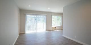 11424-11428 Killion St Gallery 9