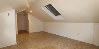 Charming 3BR Home Near Downtown | Hardwood Floors + Washer/Dryer Charming 3BR Home Near Downtown | Hardwood Floors + Washer/Dryer Gallery 1