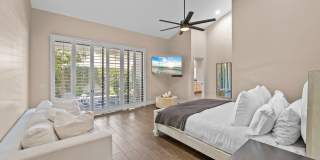 80504 Pebble Beach Gallery 33