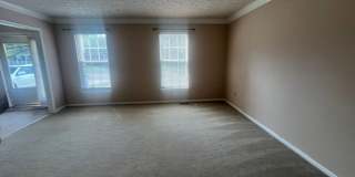 Spacious and Spectacular! 4 Bedroom home on gorgeous lot. Gallery 21