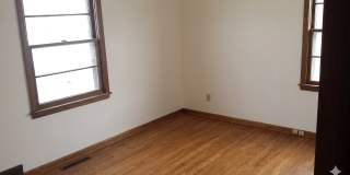Beautiful 4 Bedroom 2 Bathroom Home Gallery 8