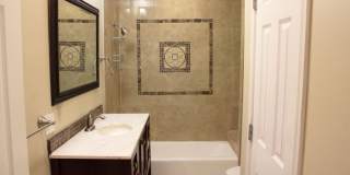 2 BEDROOM - MAHNCKE PARK Gallery 13