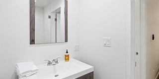 131 Gull St Gallery 13