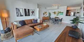 325 S Biscayne Blvd # 3719, Miami, FL 33131 Gallery 19