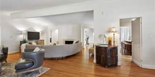 1930 Wildwood Place NE Gallery 6