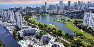 3475 N Country Club Dr Gallery 23