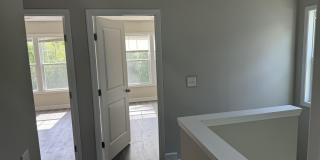 214 Jordan Lane Gallery 12