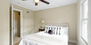 1306 N Tacoma Ave Gallery 1