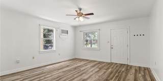2133 S CARROLLTON Avenue Gallery 3