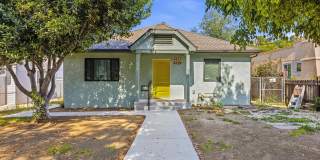 4433 Maycrest Avenue 4433 Maycrest Avenue Gallery 1