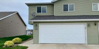 3 bedroom 2.5 bath townhome Gallery 1