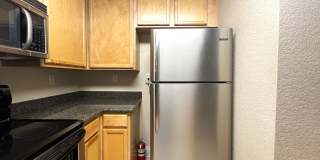 2 bed, 2 bath located in Corona, CA! Gallery 7