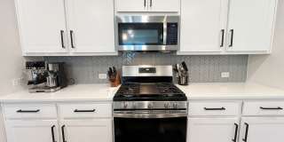 8347 SUNRISE GLN Gallery 13