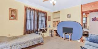 224 Bank Avenue Gallery 19